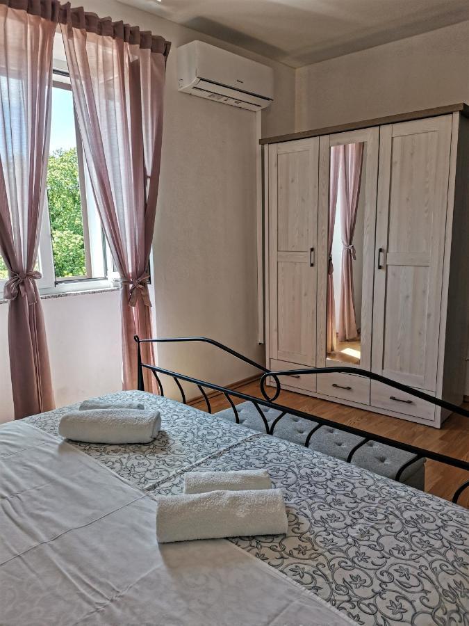 Kuca Za Odmor "Na Paltu" Villa Risika Eksteriør bilde